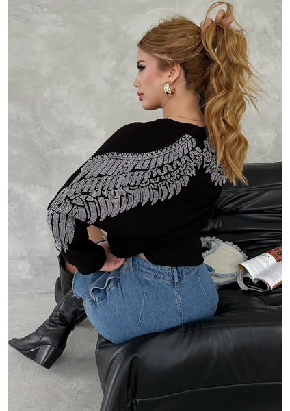 Kanat Crystal Taşlı Regular Fit Büyük Beden Üç Iplik Pamuk Rahat Şık Siyah Cepli Kadın Sweatshirt
