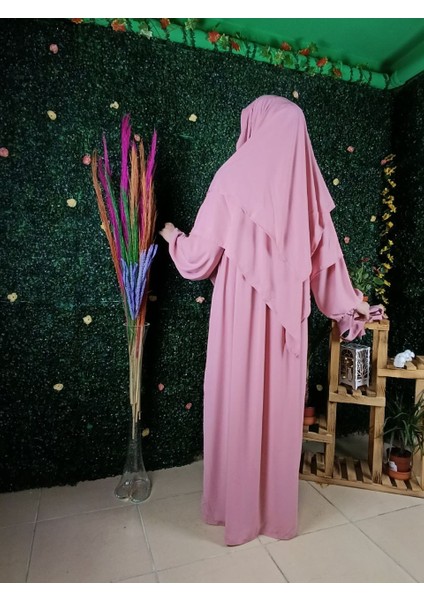 Umre Takım Pudra Pembe Medine Ipeği Üç Parça Halinde-Sufle-Seyyar Peçe Gizli Cep Mevcut