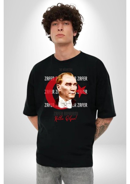 30 Ağustos Zafer Bayramı ve Atatürk Ay Yıldız Grafik Baskılı Pamuklu Penye Kadın Erkek Siyah Tişört modelleri