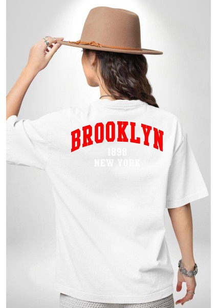 Brooklyn Beyaz Sırt Baskılı Pamuklu Penye Kadın Erkek Beyaz Tişört fırsatları