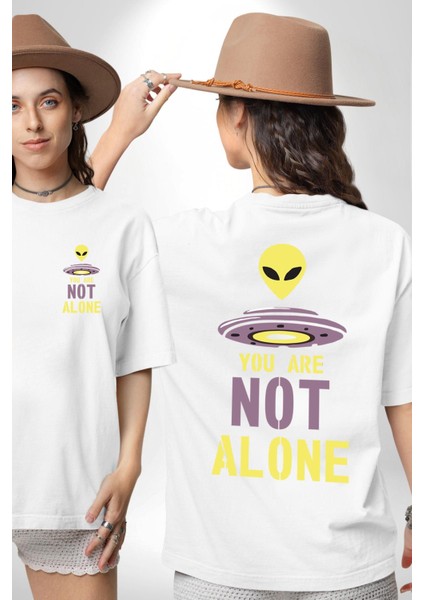 Uzaylı Yalnız Değiliz Ufo Cep Sırt Baskılı Pamuklu Penye Kadın Erkek Beyaz Tişört fırsatları