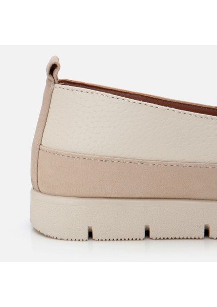 01AYH306710A310 Deri Bej Kadın Loafer