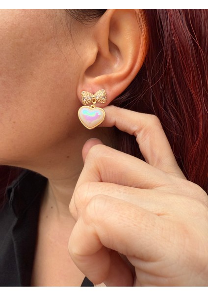 Aurora Kalp Çelik Takı Seti – Zamansız Şıklık ve Romantik Dokunuş fiyatları