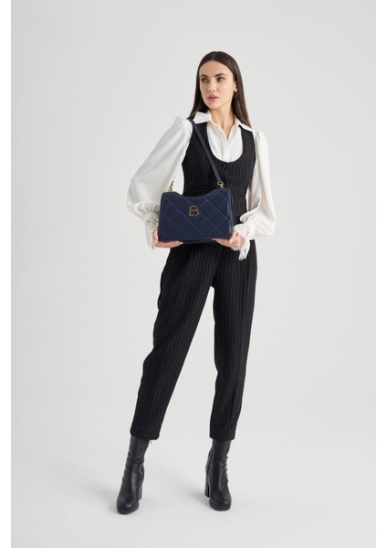 Kadın Zincir Detaylı Omuz Çantası (Yurt Dışından) fiyatları