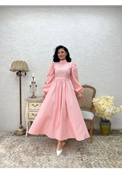 Tesettür Pembe Puantiyeli Uzun Kloş Elbise fırsatları