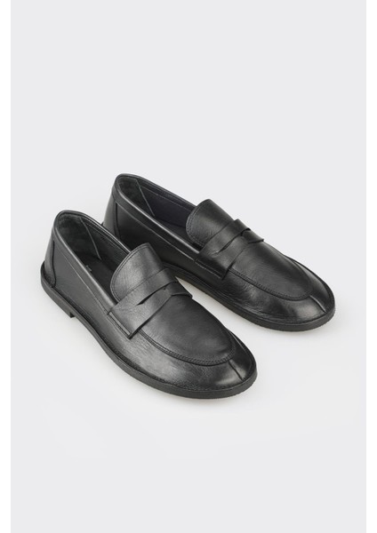 Siyah Deri Kadın Günlük Ayakkabı fiyatları