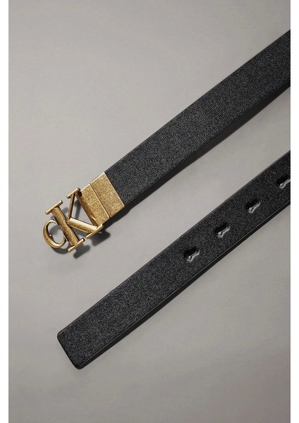 Monogram Placque Buckle 25MM Rev fırsatları