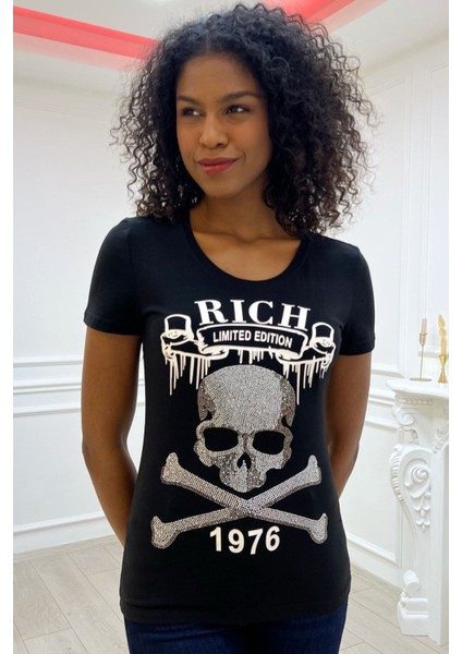 Kurukafa Crystal Taş Baskılı Dar Kesim Kısa Kol Pamuk Rahat Kadın Kırmızı T-Shirt modelleri
