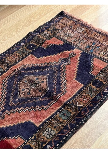 71X124 cm Vintage Türk Halısı Oryantal Desen, Osmanlı Tarzı El Dokuma Kilim, Vintage Severler Için Şık Dekorasyon fiyatları