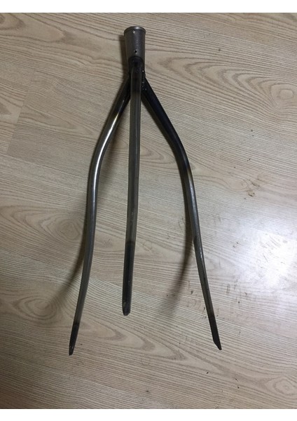 Anadut 3 Dişli Bahçe Çatalı 50 cm Uzunluk