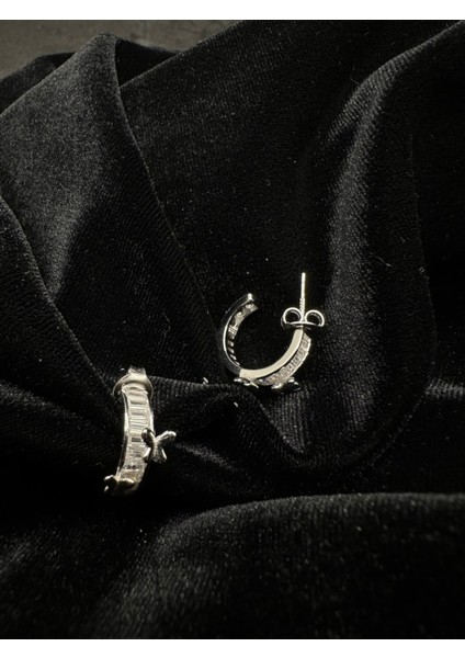 Kelebekli Yarım Halka Ithal Kadın Gümüş Küpe fiyatları