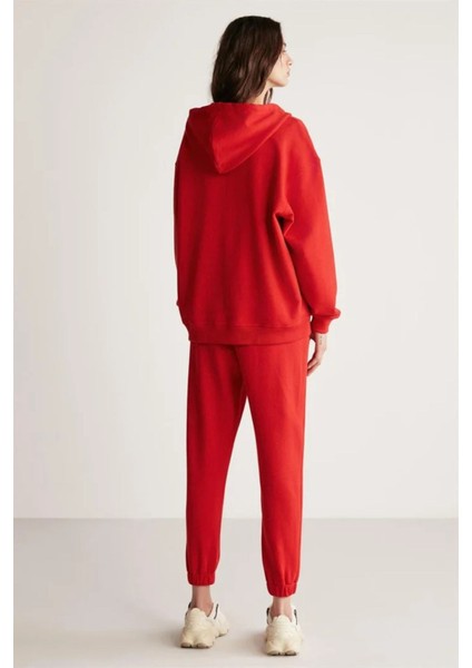 Ametıs Kadın Örme Oversize Kapüşonlu Fermuarlı Yazi Detaylı Kırmızı Sweatshirt indirimleri