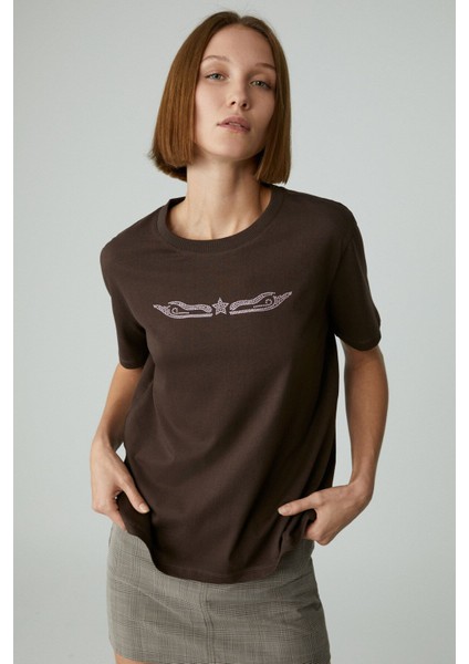 Cherıe Kadın Crop Taşlı Yuvarlak Yaka Kahverengi T-Shirt fiyatları