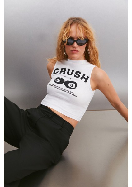 Azura Kadın Baskılı Kısa Kollu Crop Beyaz T-shirt fiyatları