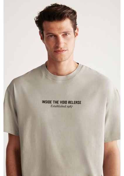 Bastıan Erkek Oversize Fit %100 Pamuk Kalın Dokulu Baskılı Gri T-shirt fırsatları