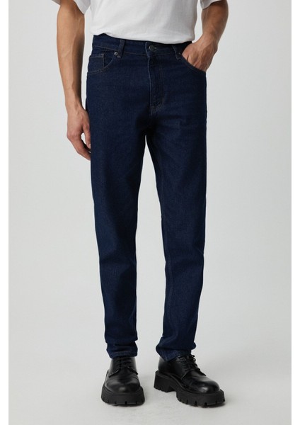 Bruno Erkek Regular Fit Rahat Kesim Kalın Dokulu Yıkama Efektli Magic Denim Koyu Mavi Jeans