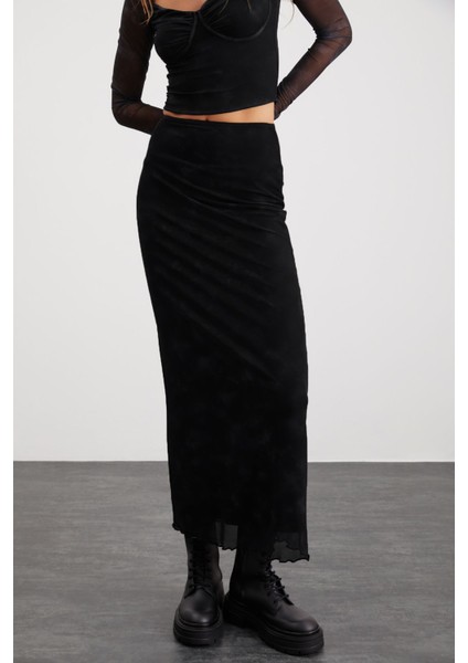 Beulah Kadın Maxi Boy Slim Fit Beli Lastikli Tül Batik Desenli Siyah Etek