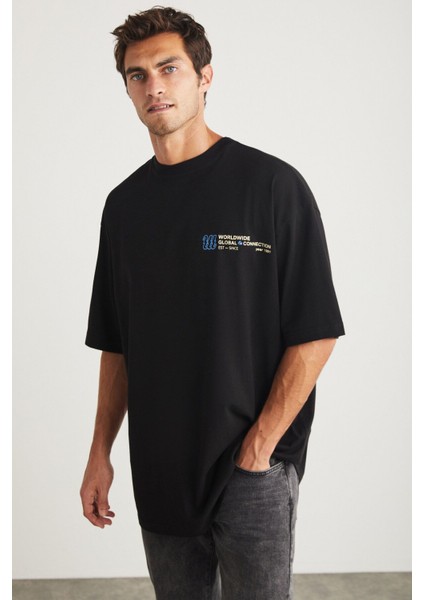 Batılda Erkek Bisiklet Yaka %100 Pamuk Çatlayan Baskı Detaylı Siyah T-shirt fırsatları