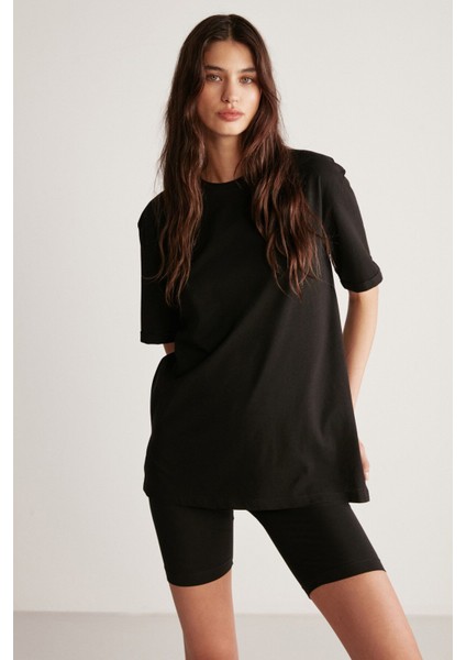 Betsy Kadın %100 Pamuk Bisiklet Yaka Kısa Kollu Basic Siyah T-shirt fiyatları