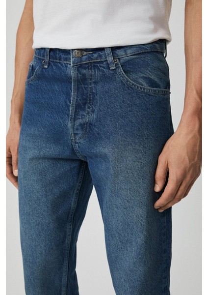 Erkek Regular Fit Rahat Kesim Kalın Dokulu Yıkama Efektli Magic Denim Orta Mavi Jeans