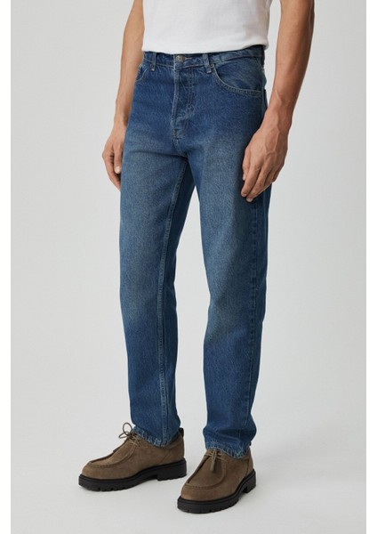 Erkek Regular Fit Rahat Kesim Kalın Dokulu Yıkama Efektli Magic Denim Orta Mavi Jeans