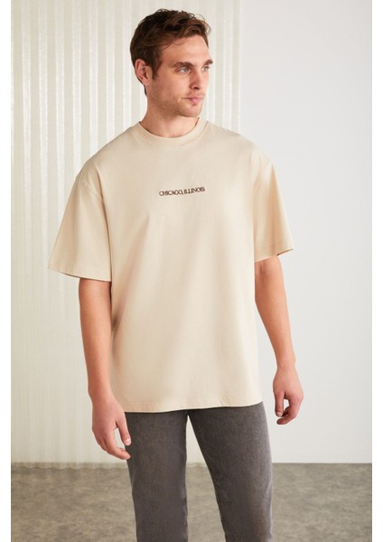 Barack Erkek Sırt Baskı Detaylı Oversize Fit Bol Kesim %100 Organik Pamuk Örme Kısa Kol Bej T-shirt