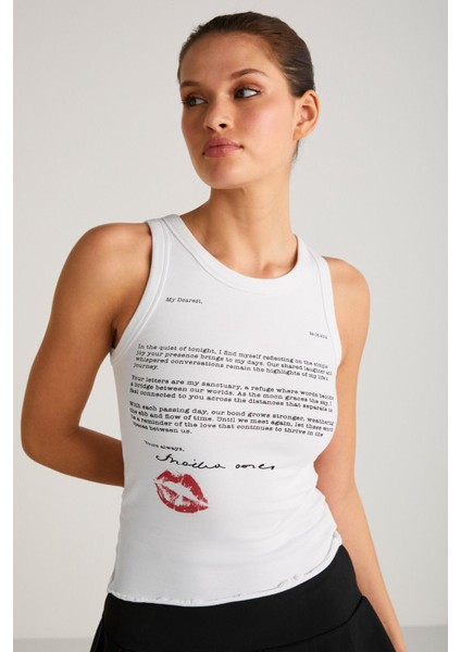 Calluna Kadın Fitted Kalıp Yazı Baskı Detaylı Kolsuz Örme Beyaz T-shirt modelleri