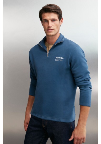 Halden Erkek Içi Polarlı Dik Yaka Yarım Fermuarlı Baskı Detaylı Regular Mavi Sweatshirt modelleri