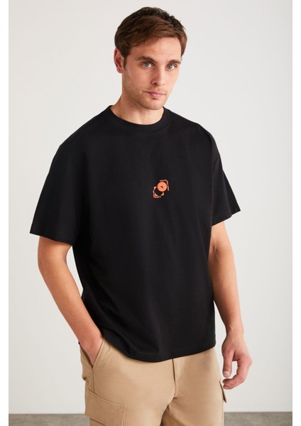 Denver Erkek Baskı Detaylı Oversize Bisiklet Yaka Kısa Kollu %100 Organik Pamuklu Siyah T-shirt modelleri