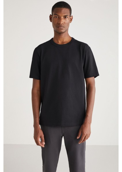 Greg Erkek Slim Fit Uzun Boy Ultra Esnek Pamuk Likralı Siyah T-shirt indirimleri