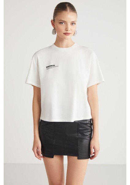 Fına Kadın Sırt Baskı Detaylı Regular Fit Bisiklet Yakalı %100 Organik Pamuklu Ekru T-shirt fırsatları