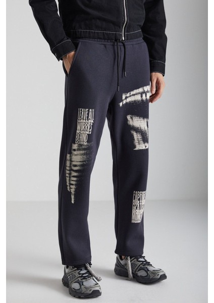 Iakob Erkek Yumuşak Kumaşlı Baskı Detaylı Regular 3 Iplik Organik Pamuklu Antrasit Eşofman Altı modelleri