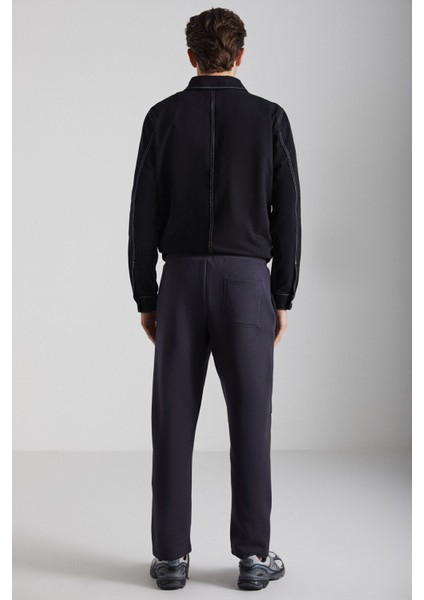 Iakob Erkek Yumuşak Kumaşlı Baskı Detaylı Regular 3 Iplik Organik Pamuklu Antrasit Eşofman Altı