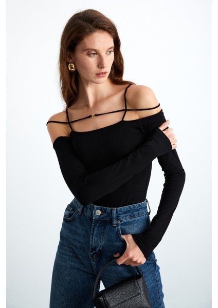 Lıadan Kadın Viscon Yuvarlak Yaka Slim Fit Siyah Bluz