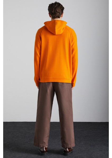 Malagos Erkek Içi Polarlı Yumuşacık 3 Iplik Içi Şardonlu Regular Kapüşonlu Turuncu Sweatshirt