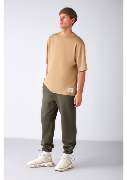 Joel Erkek %100 Organik Pamuklu Kalın Kumaşlı Özel Dokulu Etiket Detaylı Oversize Bej T-shirt