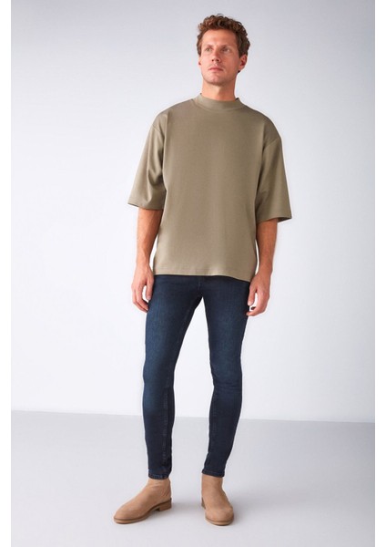 Johen Erkek Skinny Fit Yıpratmalı Esnek Yapılı Kalın Dokulu Denim Lacivert Jeans