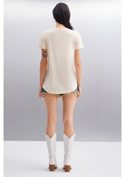 Samantha Kadın Comfort Fit %100 Organik Pamuklu Basic Örme Bej T-shirt