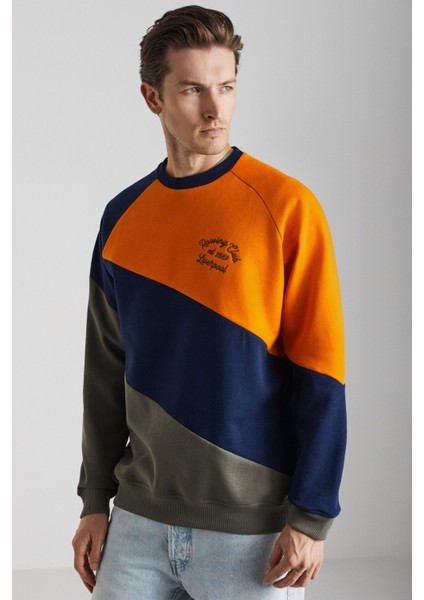 Colway Erkek Organik Pamuk Renk Bloklu Nakışlı Içi Polarlı Lacivert/haki/turuncu Sweatshirt modelleri