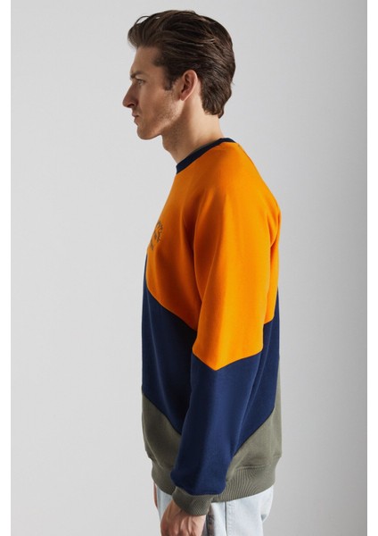Colway Erkek Organik Pamuk Renk Bloklu Nakışlı Içi Polarlı Lacivert/haki/turuncu Sweatshirt indirimleri