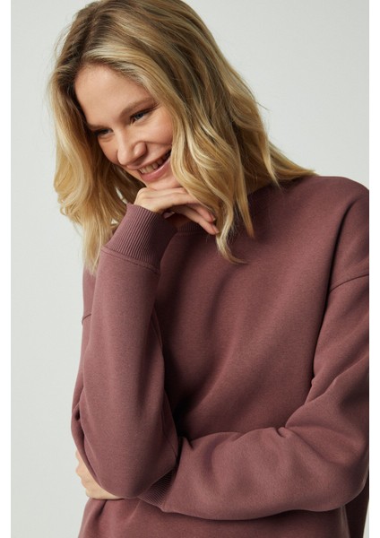 Vaneltına Kadın Organik Pamuklu Yumuşacık Içi Polarlı Yuvarlak Yakalı Mürdüm Sweatshirt