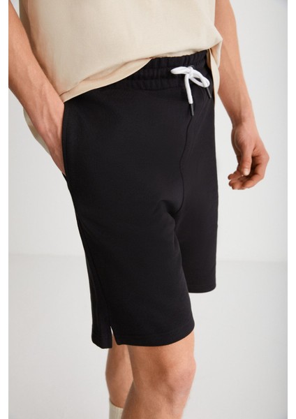 Uncertain Erkek Comfort Fit Siyah Şort & Bermuda