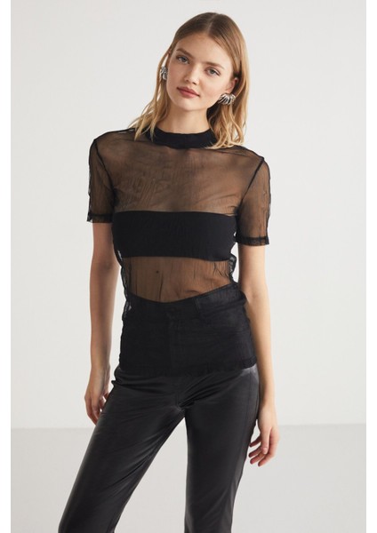 Yoko Kadın Bisiklet Yaka Crush Efektli Tül Siyah T-shirt fiyatları