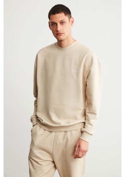 Raırok Erkek İçi Polarlı Comfort Oversize Nakışlı Bej Sweat