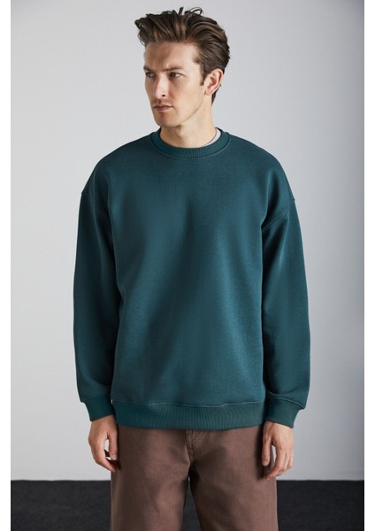 Tokyo Erkek Içi Polarlı Yumuşacık Arka Etiket Detaylı Bisiklet Yaka Oversize Koyu Yeşil Sweatshirt fırsatları