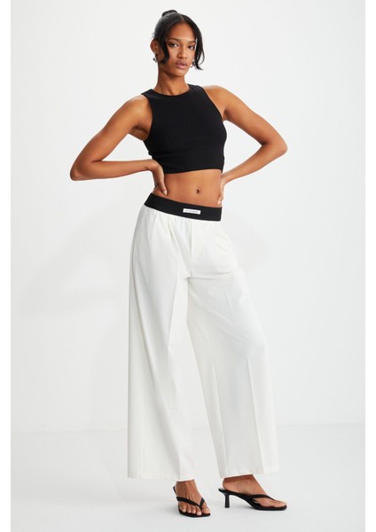 Tızıana Kadın Kolsuz Fitilli Crop Siyah Bluz fiyatları