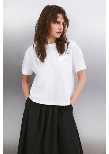 Tulıp Kadın Gümüş Varak Baskılı Bisiklet Yaka Relaxed %100 Organik Pamuklu Beyaz T-shirt modelleri