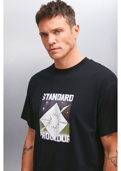 TRENTON Erkek %100 Pamuk Bisiklet Yaka Baskılı Siyah T-Shirt fırsatları