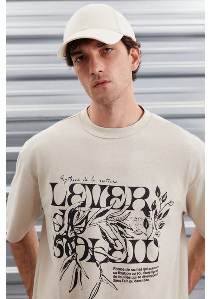 Trae Erkek Regular Fit %100 Pamuk Baskılı Ters Dikim Bej T-shirt fiyatları