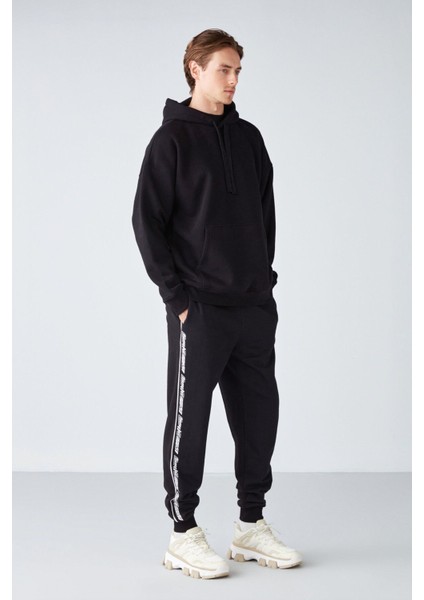 Steve Erkek Yumusaçık Kumaşlı Kapüşonlu Kordonlu Oversize Fit Siyah Sweatshirt